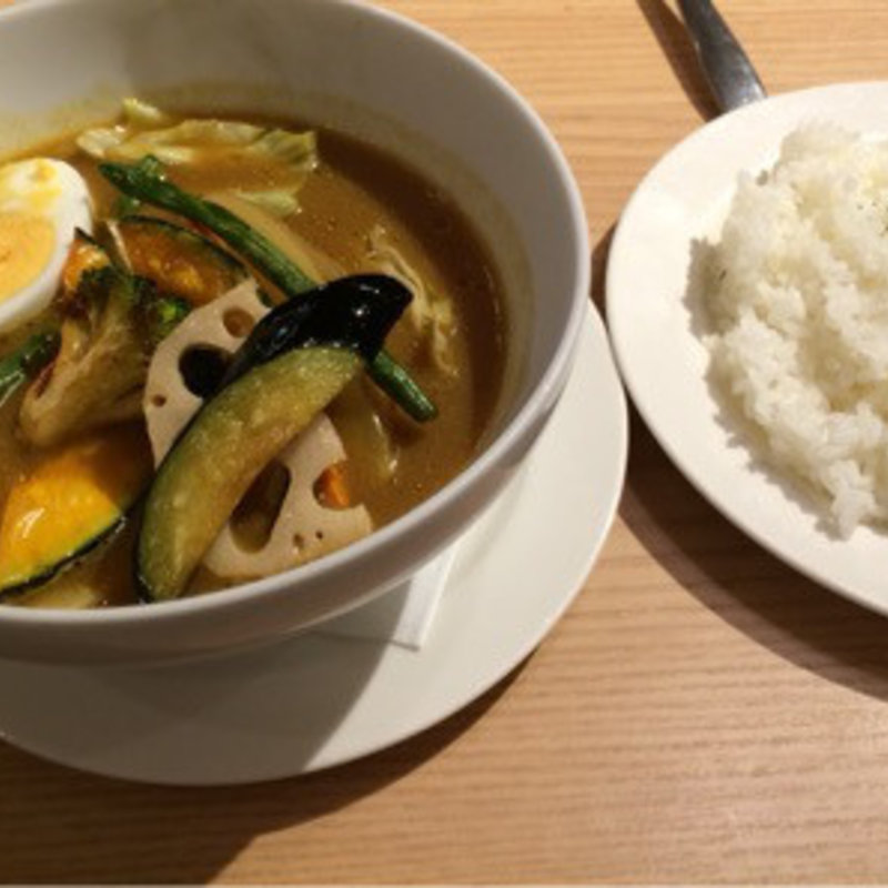スープカレーのハーフ(グラウンド アッシュ)