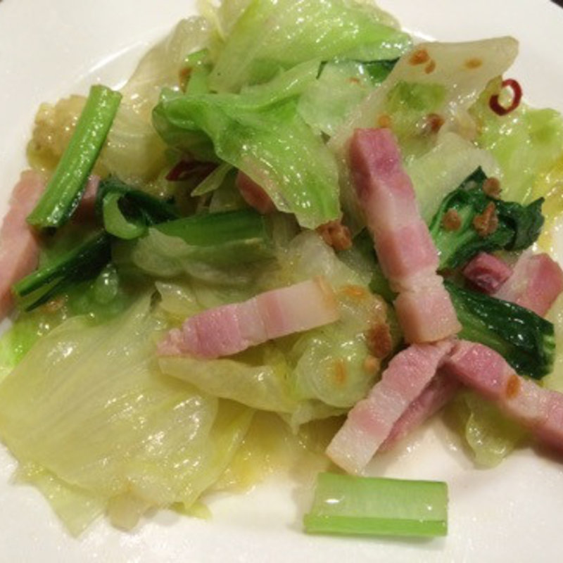 レタスと青菜のペペロンチーノ(グラッチェガーデンズ ロックタウン浜松葵店 )