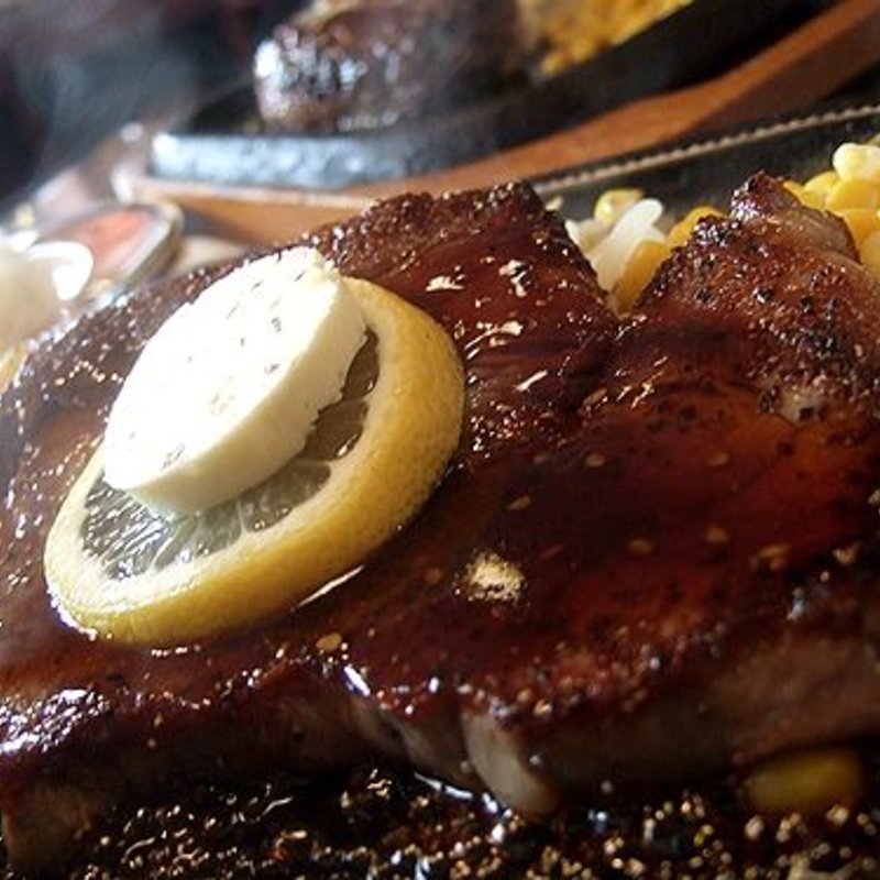 炭焼きロースステーキ(くら重)