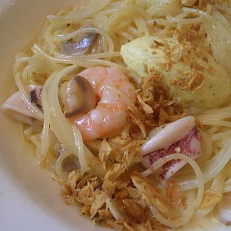 小海老のクリームパスタにカレーの風味を添えて(カフェ＆レストラン グリーンハウス)