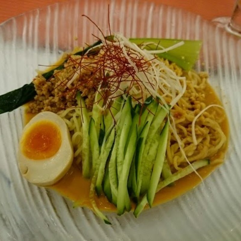 冷やし担々麺(グリッサンドゴルフクラブ )