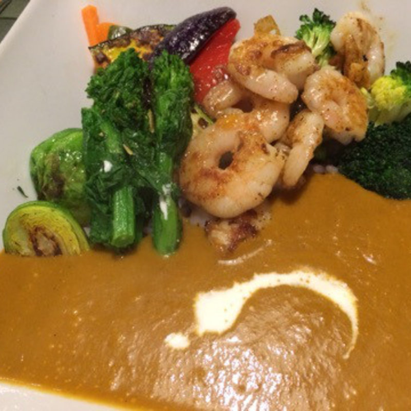 海老とブロッコリーのスペシャルカレー（有機野菜トッピング追加）(Grill かまくら)