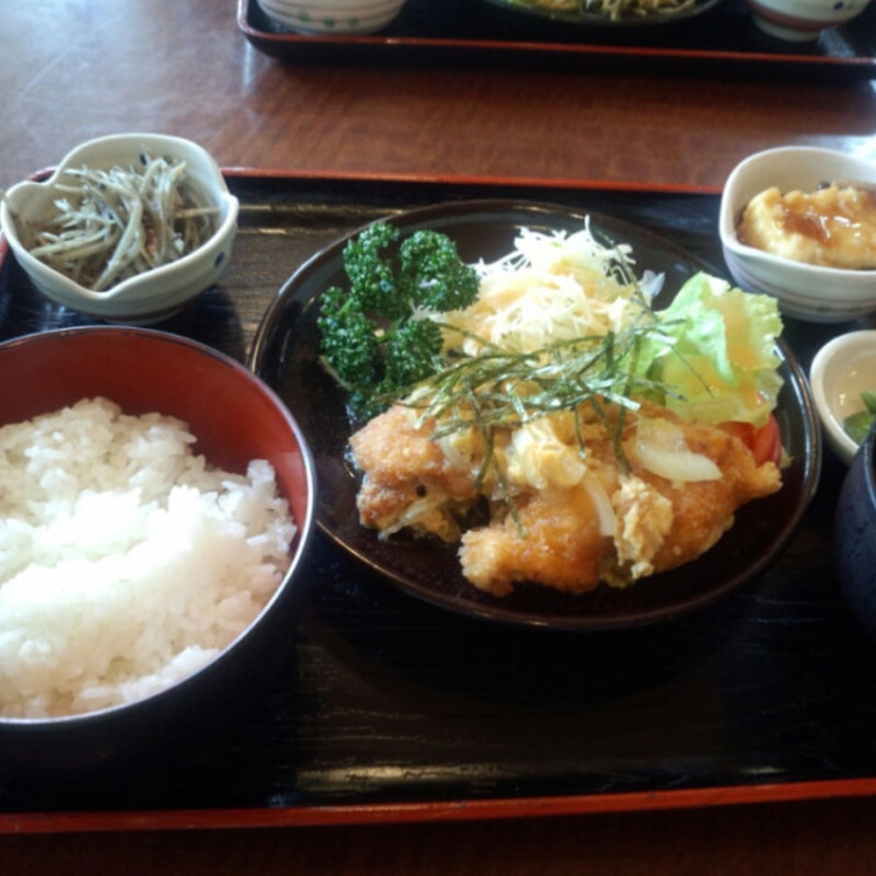 ランチ（チキンカツの玉子とじ）(ぐるめ )