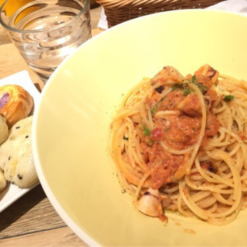 ランチ（イカとほうれん草のトマト系パスタ）(グレイスガーデン)