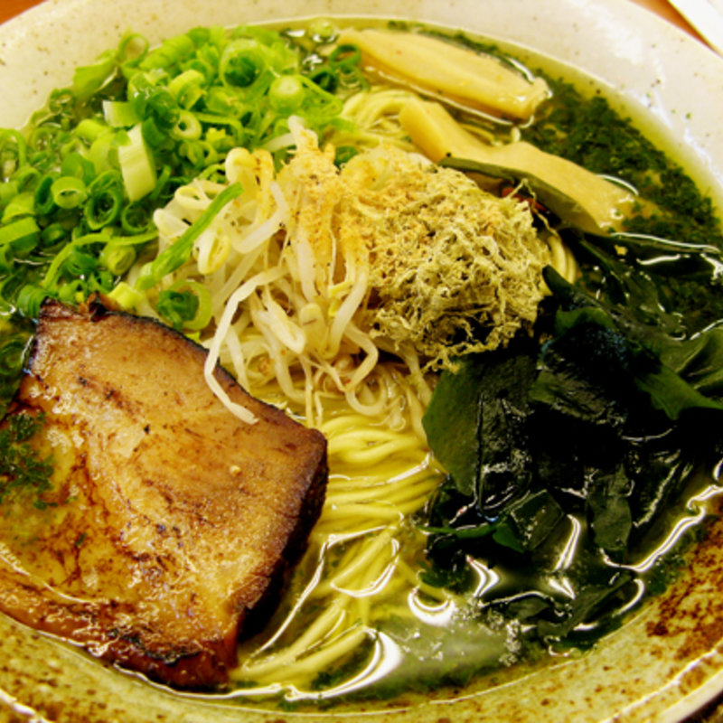 青しそ麺(くれ星製麺屋 )