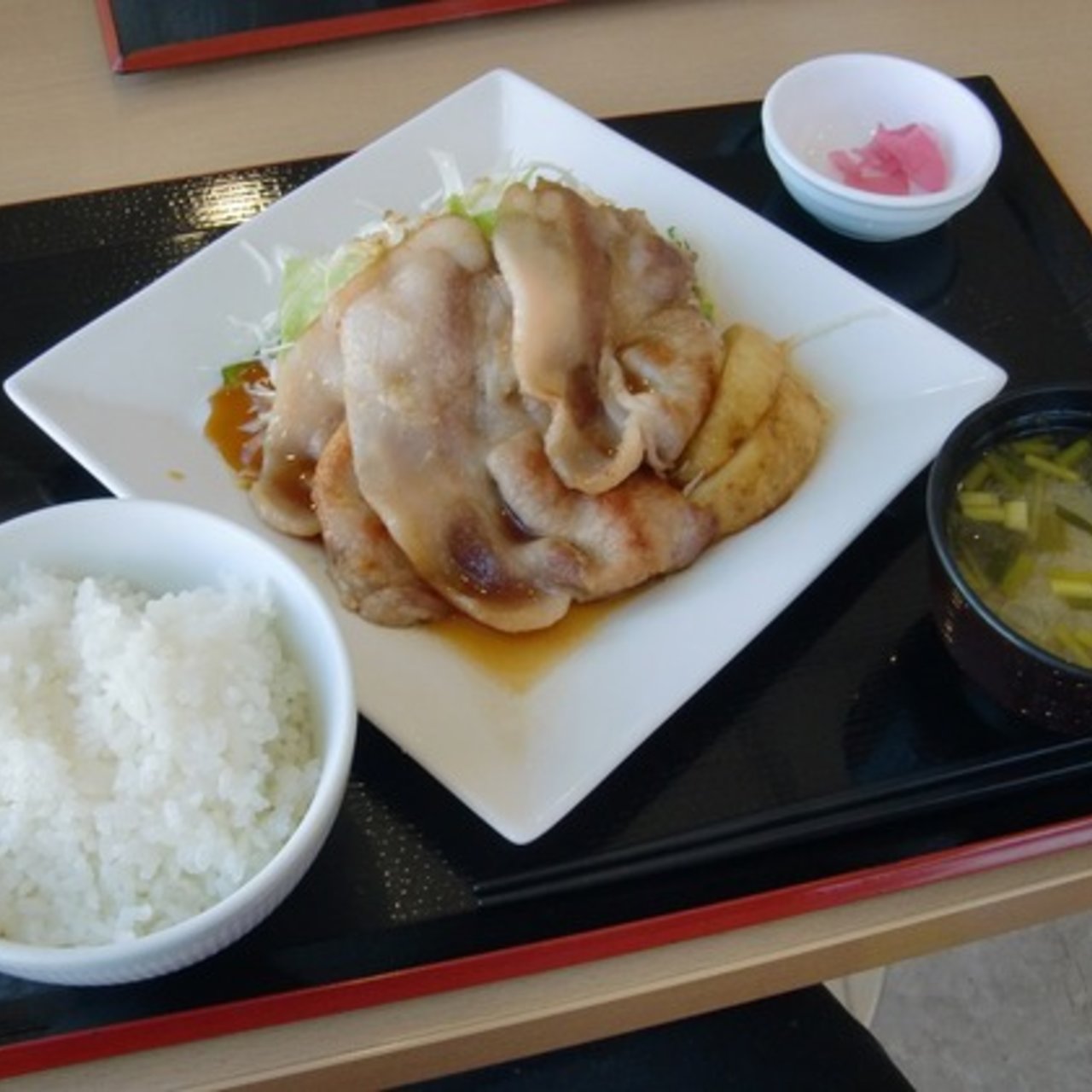 生姜焼き定食(クローバーダイニング （CLOVER DINING）)の口コミ