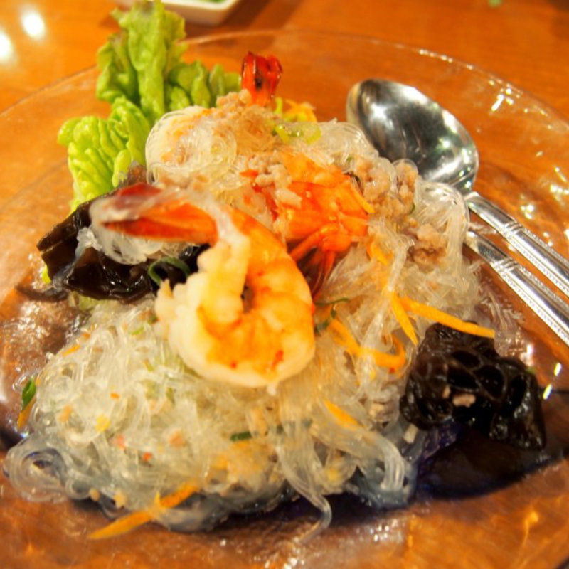 春雨と海老のサラダ(タイ料理とタイスキの店 クンテープ 道頓堀本店)