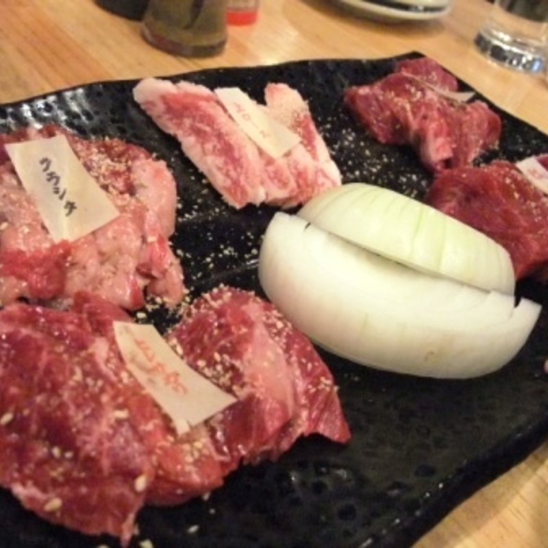 馬焼き盛り合わせ(けとばし屋チャンピオン 天満店)