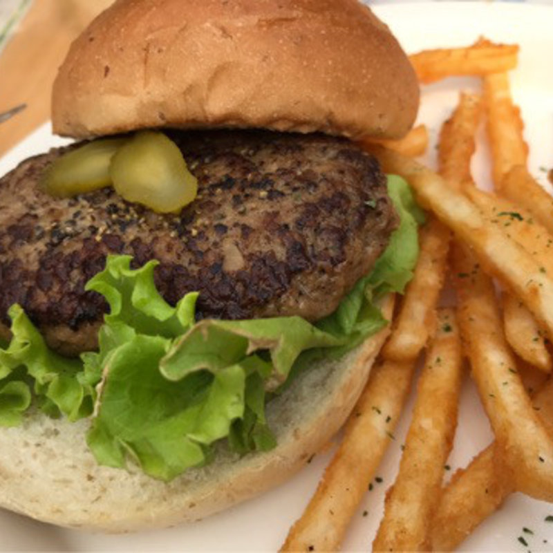 ハンバーガー(ケニーズハウスカフェ 伊豆高原本店 （Kenny's House cafe）)