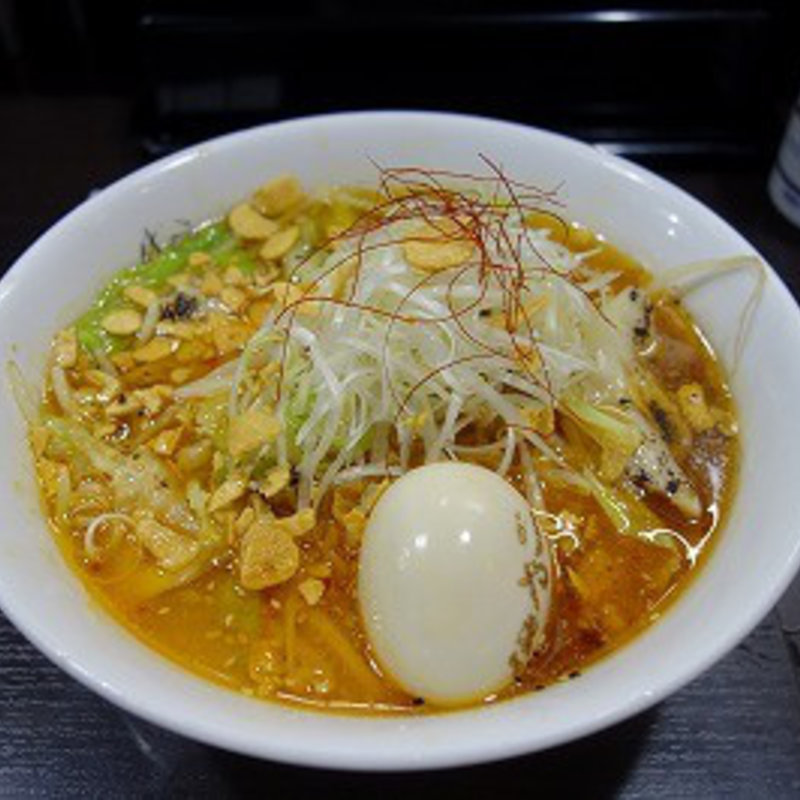 にんにく味噌ラーメン+煮玉子入り(けやき すすきの本店)