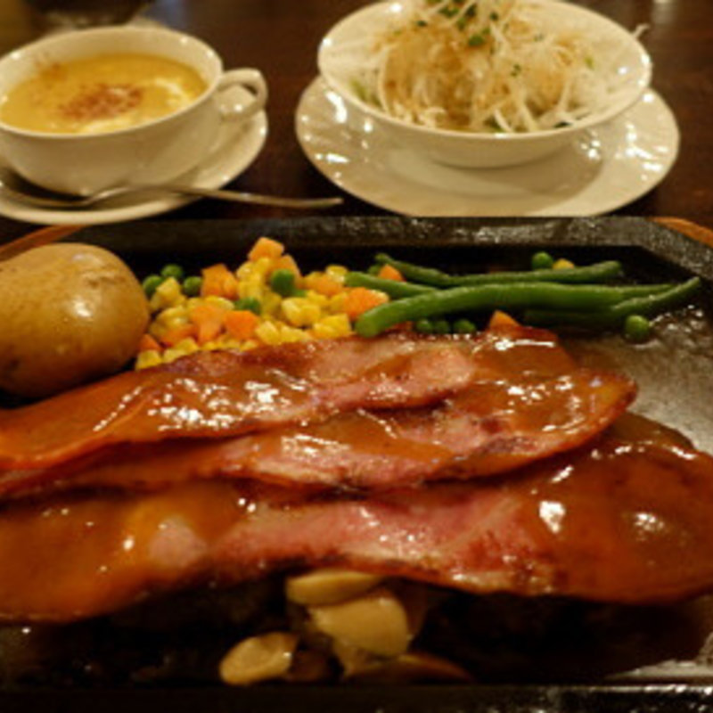 カウボーイハンバーグ(ゴールドラッシュ 本店 )