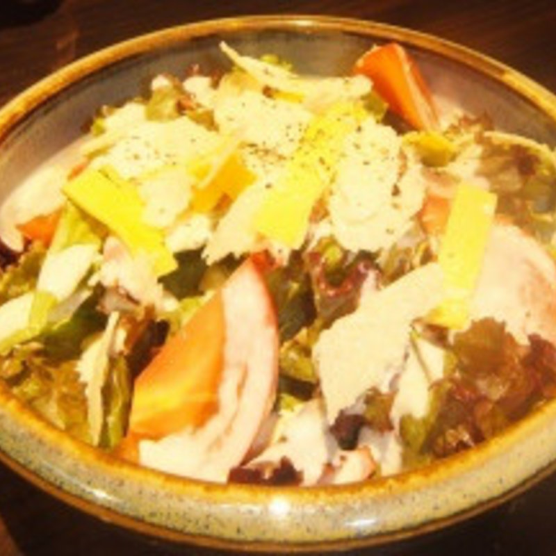 チーザーサラダ(居酒屋こころ)