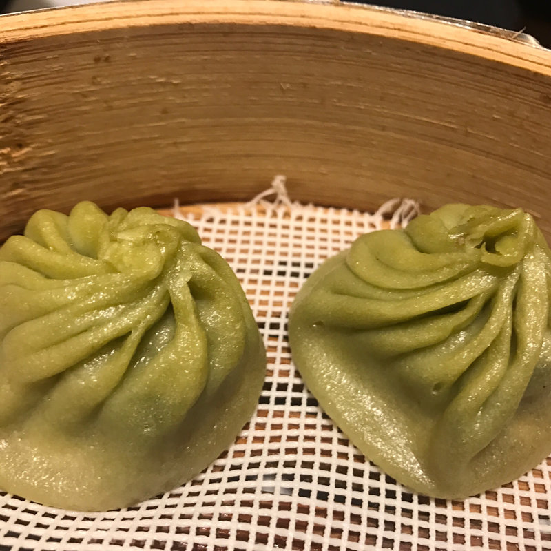 烏龍小籠包(京鼎樓 恵比寿本店 （ジンディンロウ）)