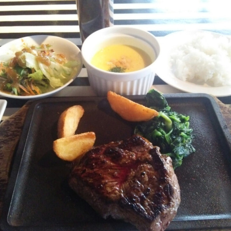 名物！熟成牛ステーキ(ゴッチーズビーフ)