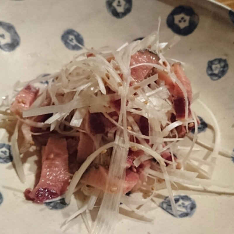 タラバガニとアボカドペーストのパンロール揚げ(こなから)