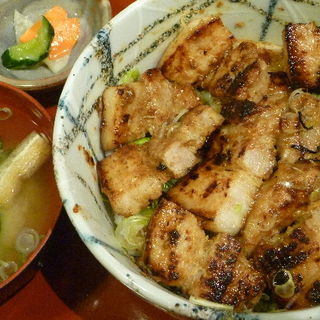 豚バラの塩こうじ丼(麹料理 ごはん)