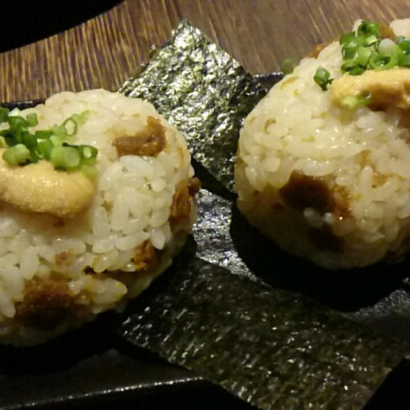ウニおにぎり(どさんこキッチン ゴリラ)