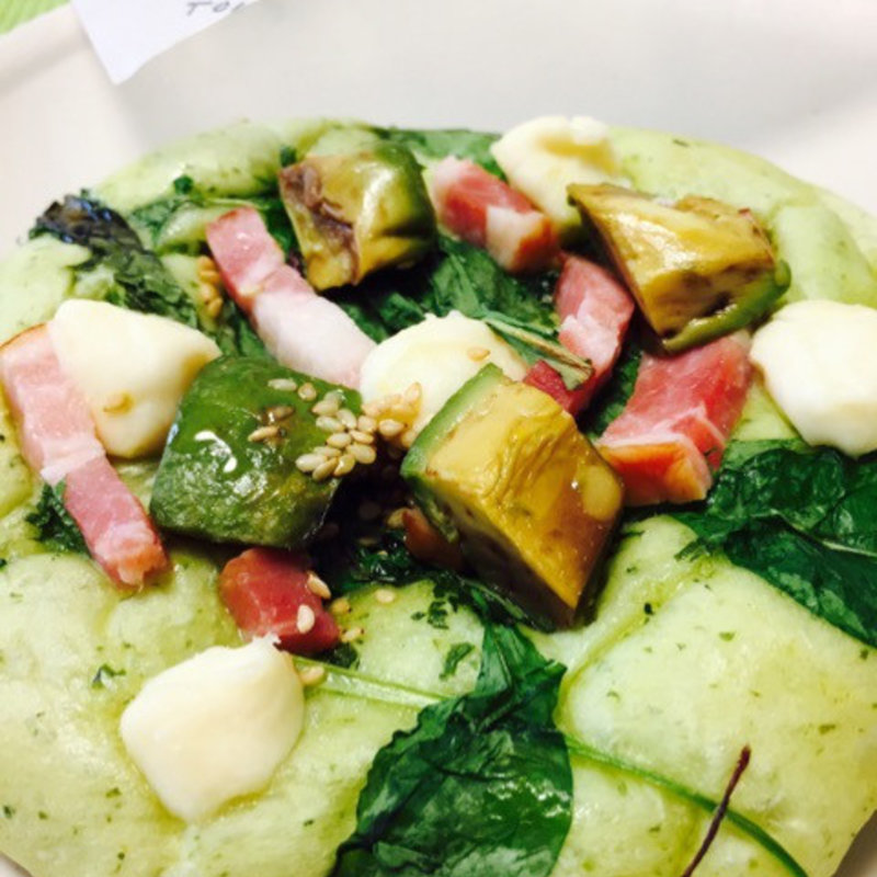 アボカドとベーコンとクリームチーズのフォカッチャ(BOUL'ANGE JR名古屋髙島屋店)