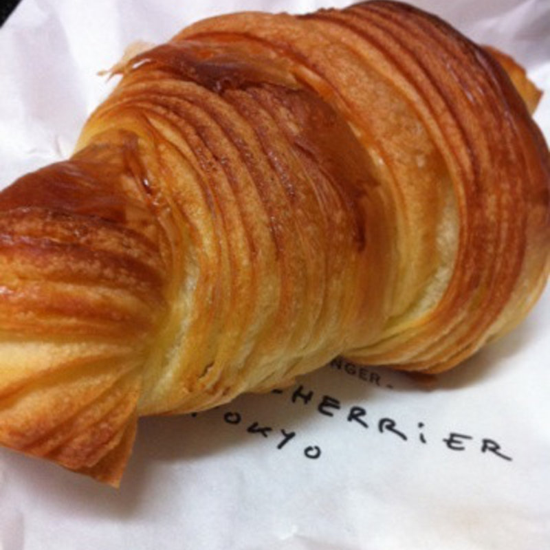 クロワッサン(ゴントラン シェリエ　カフェ 日本橋店 )