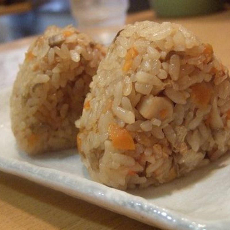 かしわおにぎり(さぬきうどん 大木戸 福岡舞鶴店)