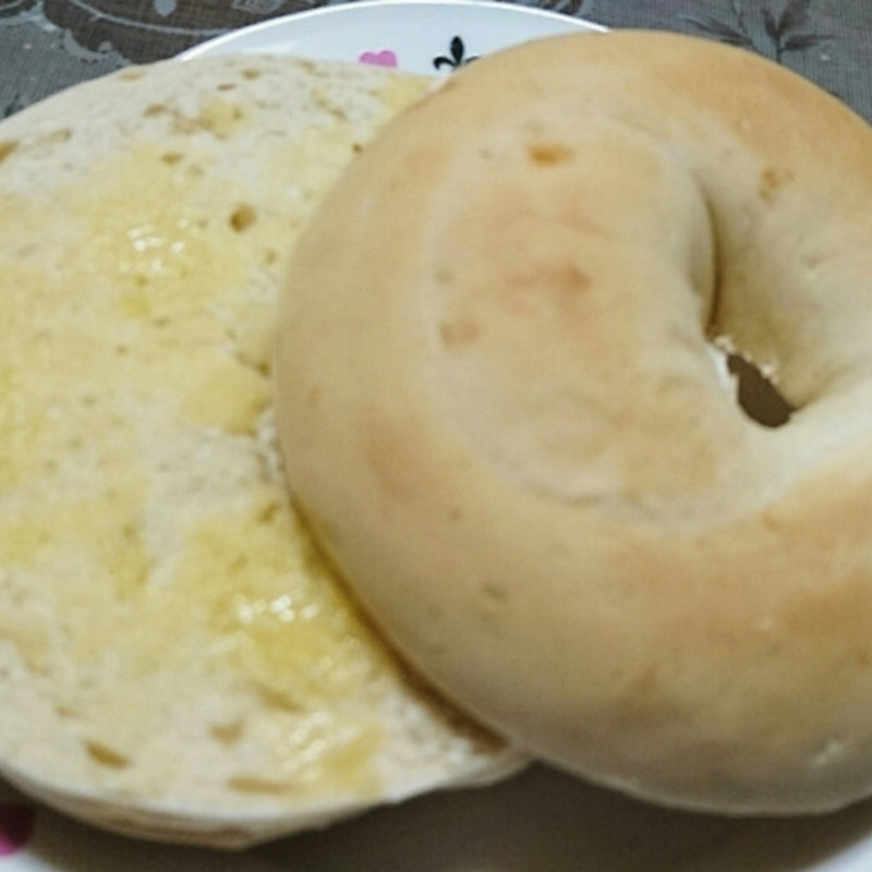 オニオンBAGEL(ジェノベスクBAGEL)