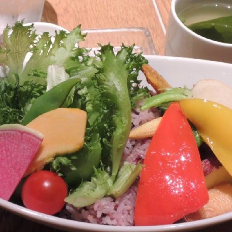 お野菜たっぷり、ベジプレート(chef’s V 丸ビル店)