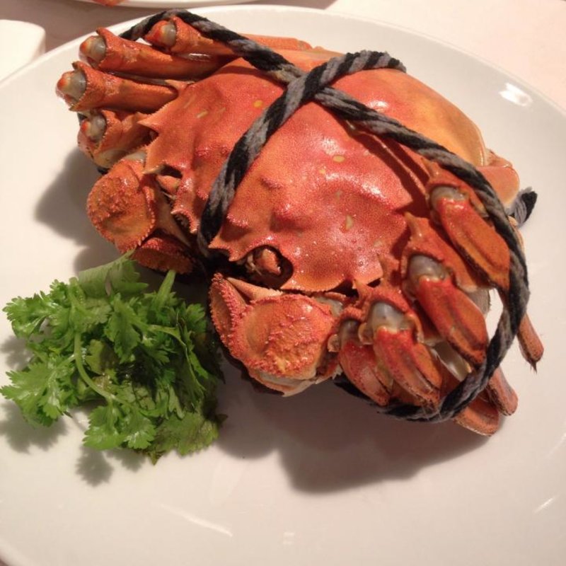 上海蟹の姿蒸し(シェフス)