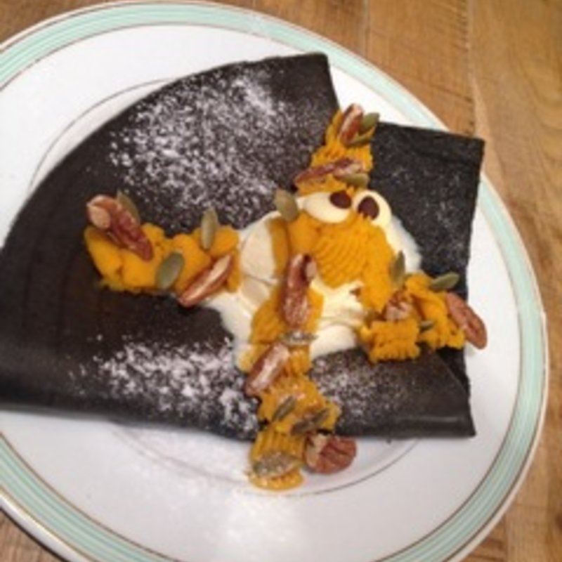 闇YUMMYクレープ(GELATO PIQUE CAFE)