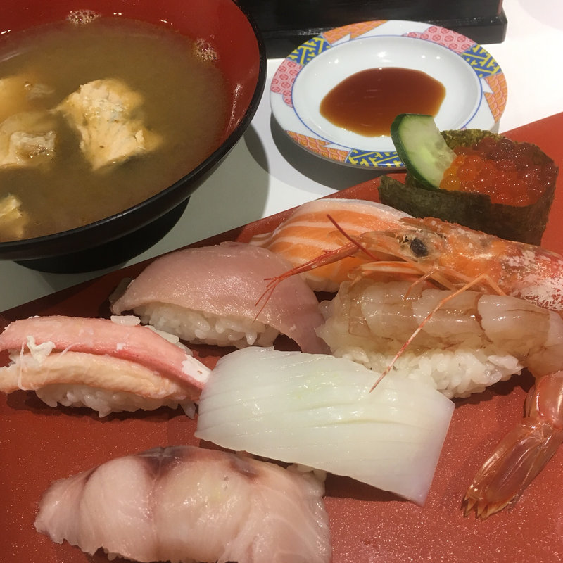 のどぐろ 赤えび入りにぎり(7貫、あら汁付き)(近江町市場寿し （おうみちょういちばずし）)