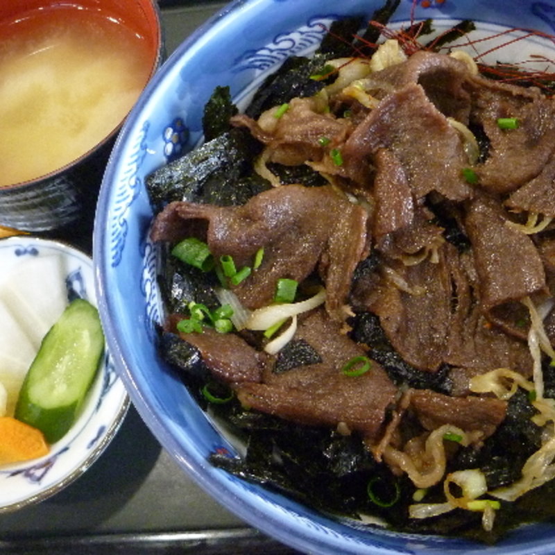 国産牛のどらごん丼(しゃぶしゃぶ すきやき くりりん)