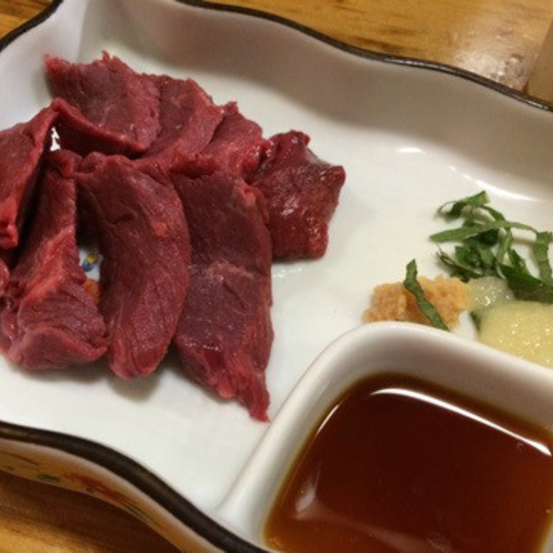 馬刺し(しょうじ )