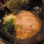 半ちゃーしゅー（醤油、麺かため）(しょうゆのおがわや 北野店)