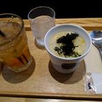 朝のおかゆセット 干し鱈（たら）と玉子の韓国粥（レギュラーカップ）(Soup Stock Tokyo CIAL桜木町店)