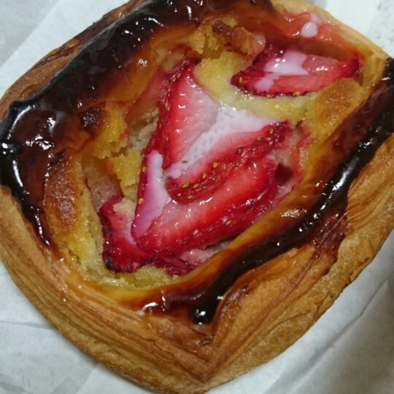 いちごのったパイ(SURIPU)