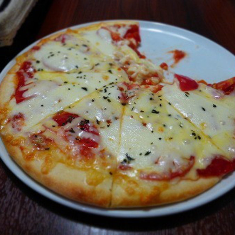 ピザ(スイートバジル )