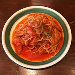 チョリソーソーセージのトマトソーススパゲティ