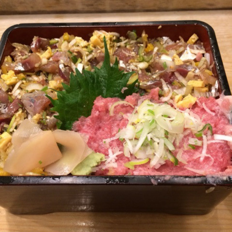 三食丼(すし屋の新八)