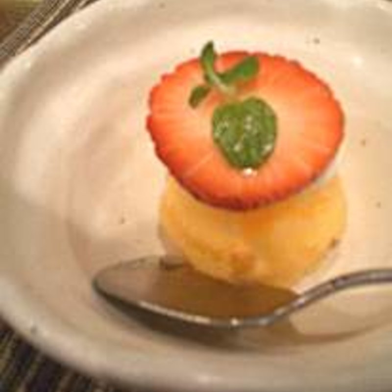 イチゴとみかんのシャーベット(ステーキのマキシム)