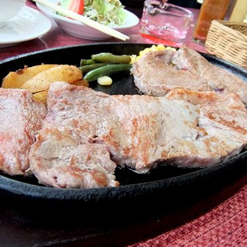 コンビステーキ(ステーキハウス　ビックリ大将 )