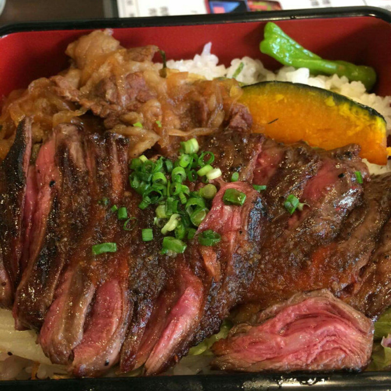 ハラミ重 肉増し(ステーキ倶楽部 BECO 肥後橋)