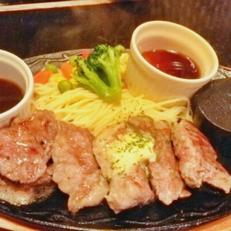 レディース霜降りサーロイン(ステーキ共和国 大久保大使館 )