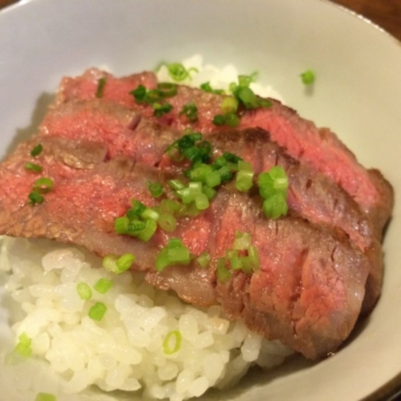 極旨サーロインステーキ丼(すてーき家 吉在門 曾根崎店)