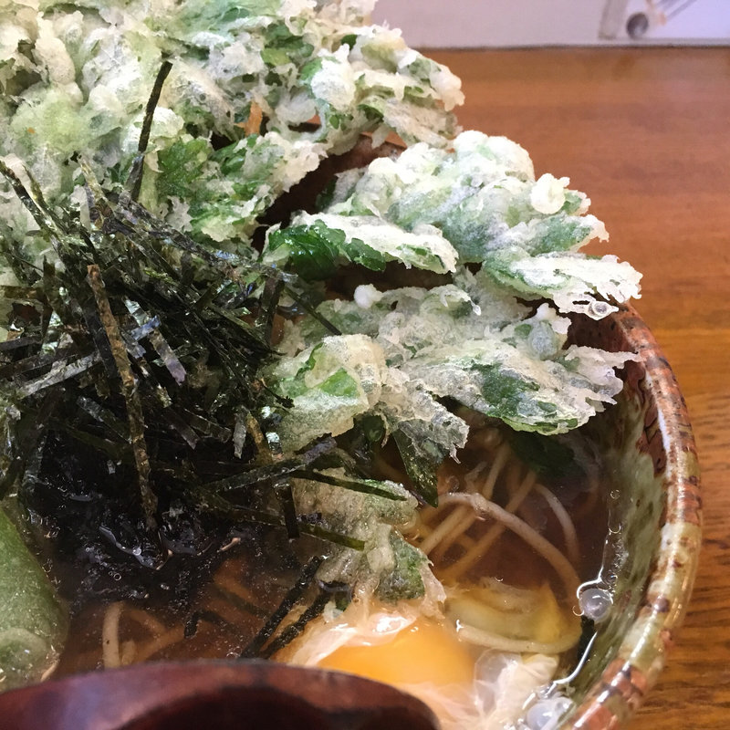 納豆そば（＋春菊天）(蕎麦 はないち)