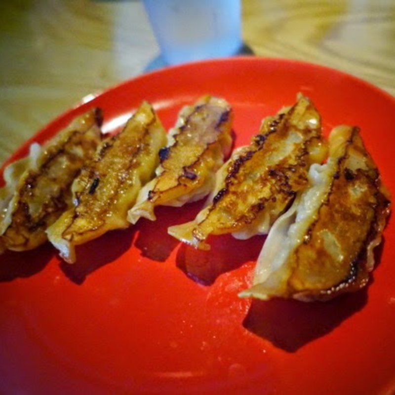 焼きギョーザ(ストライプ ヌードルズ （Stripe Noodles）)