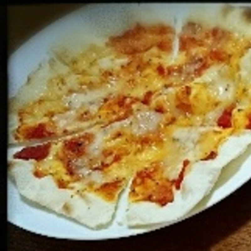 トマトとツナのパスタ(すとれいきゃっつ )