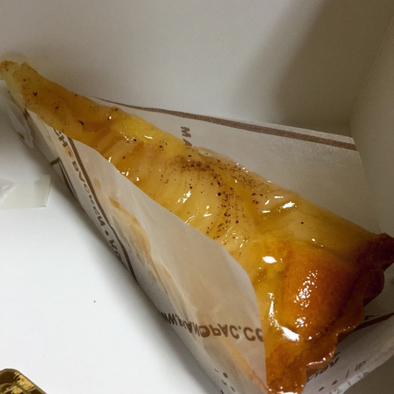 洋梨のタルト(セイイチロウ ニシゾノ （Seiichiro NISHIZONO）)