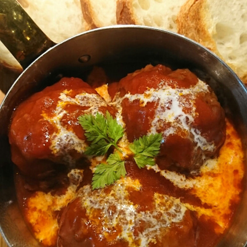 ミンチボールとトマトソース煮込み(ゼットン)