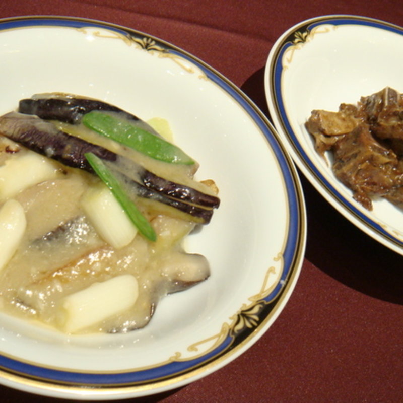 茄子の腐乳炒め(レストラン「セブンシーズ」)
