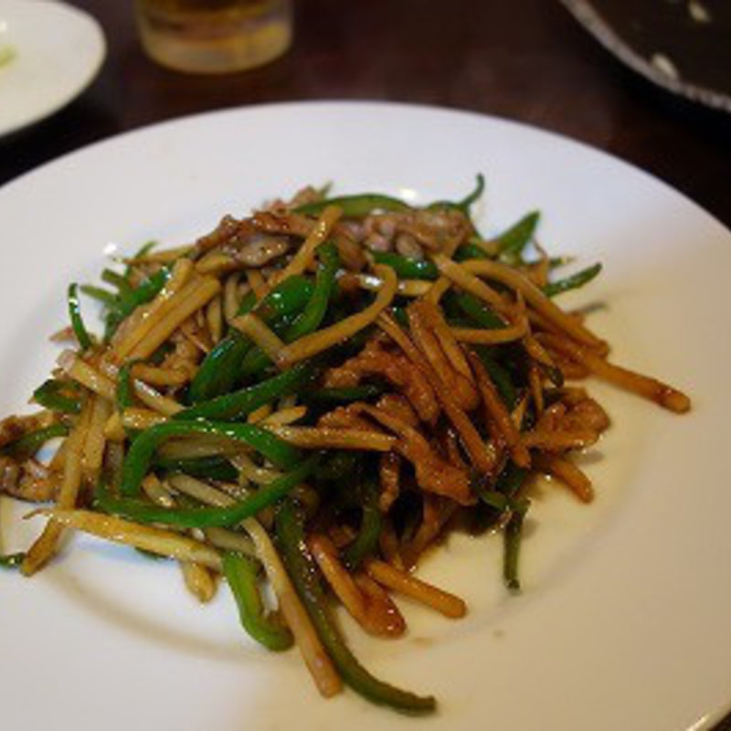 青椒肉絲(そあれ)