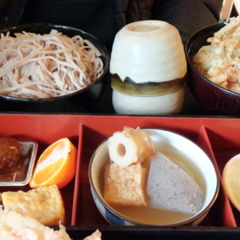 かき揚げ天丼セット　(そば処吉咲 )